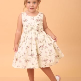 Vestido off white com flores lilás