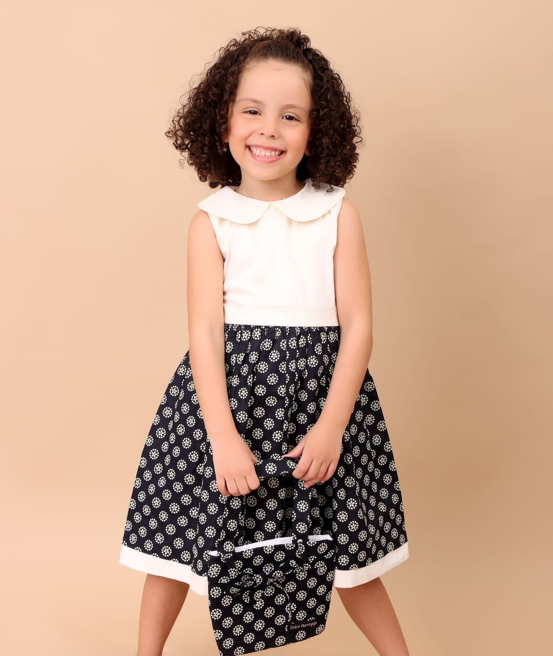 Vestido Classico Off-white e Marinho